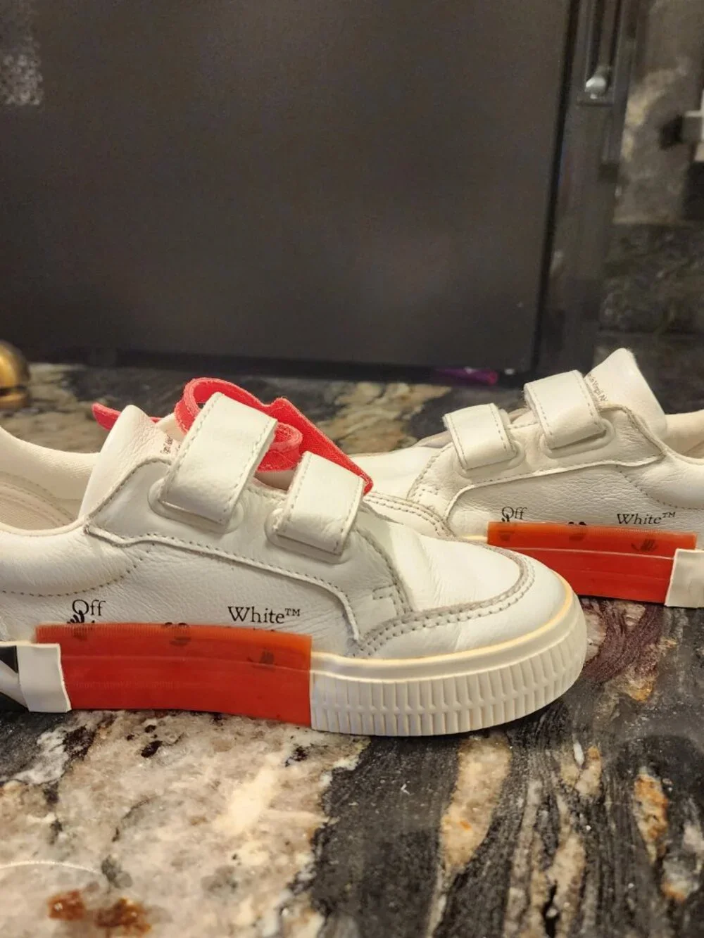 Off-white kids sneakers shoes size 30